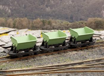 OR165 V-Skip Side Tip Wagons